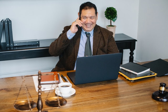 Read more about the article What is Consulting? What Can a Consultant Do For You?