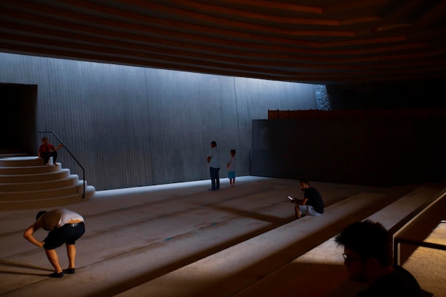 Read more about the article Stage Design Mastery: 5 Proven Steps to Create Enthralling Scenic Environments